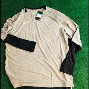 Nike long sleeve sideline player top